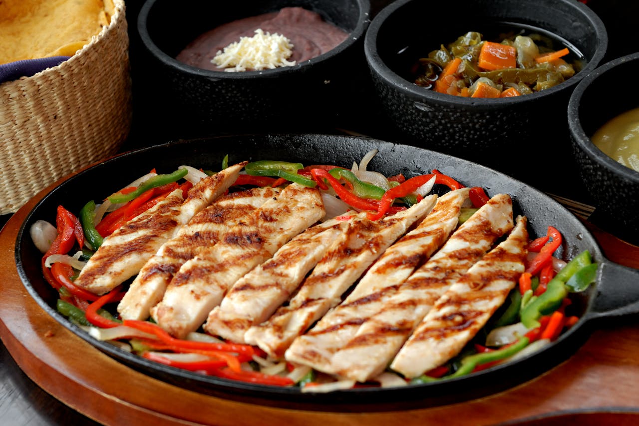 Authentic Mexican Grilled Chicken Fajitas with Peppers & Sides